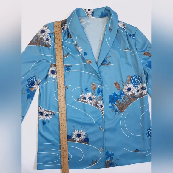 Vintage 70s Blue Silky Polyester Floral Daisy Poppy Top Shirt Women's Small - Picture 7 of 13